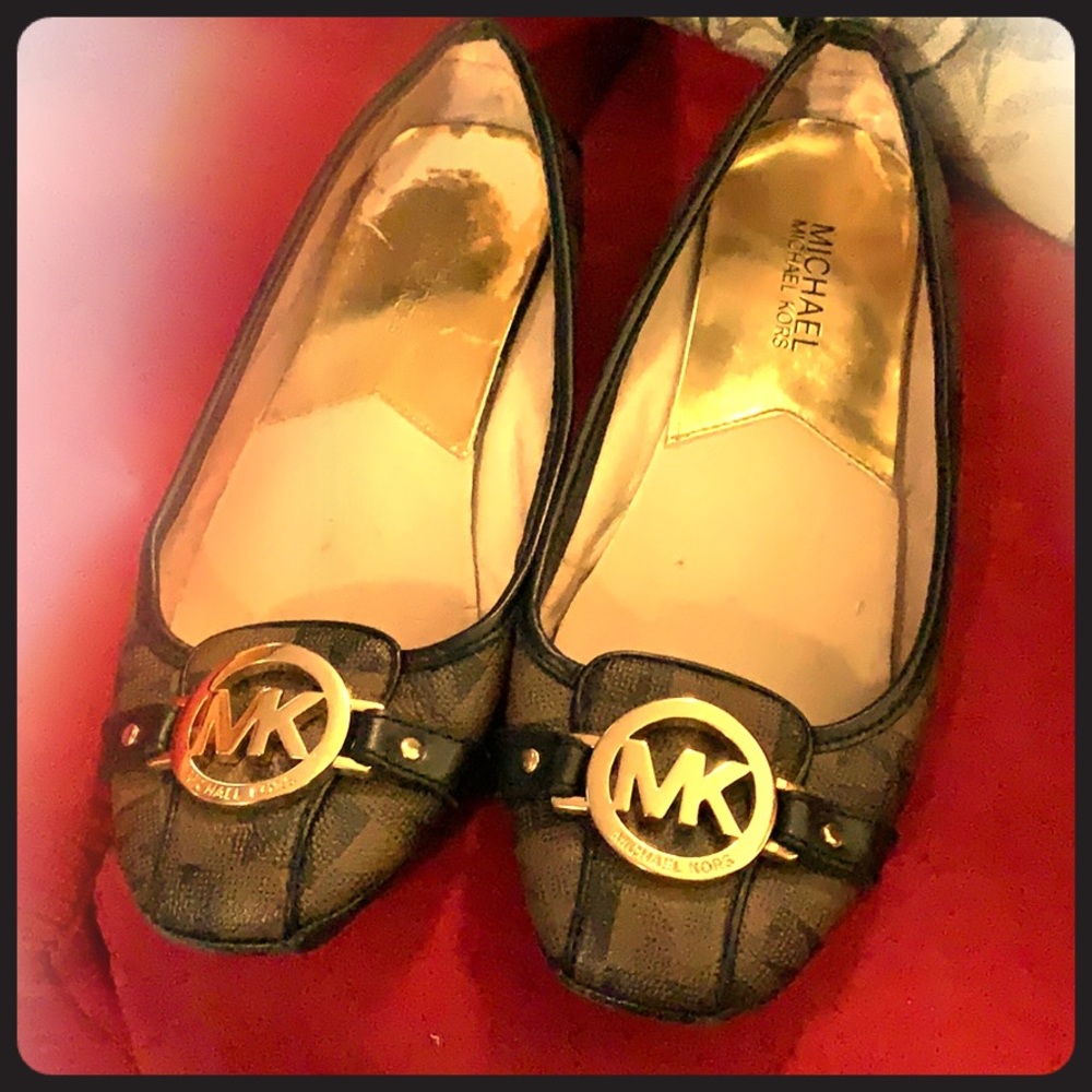 Michael Kors flats